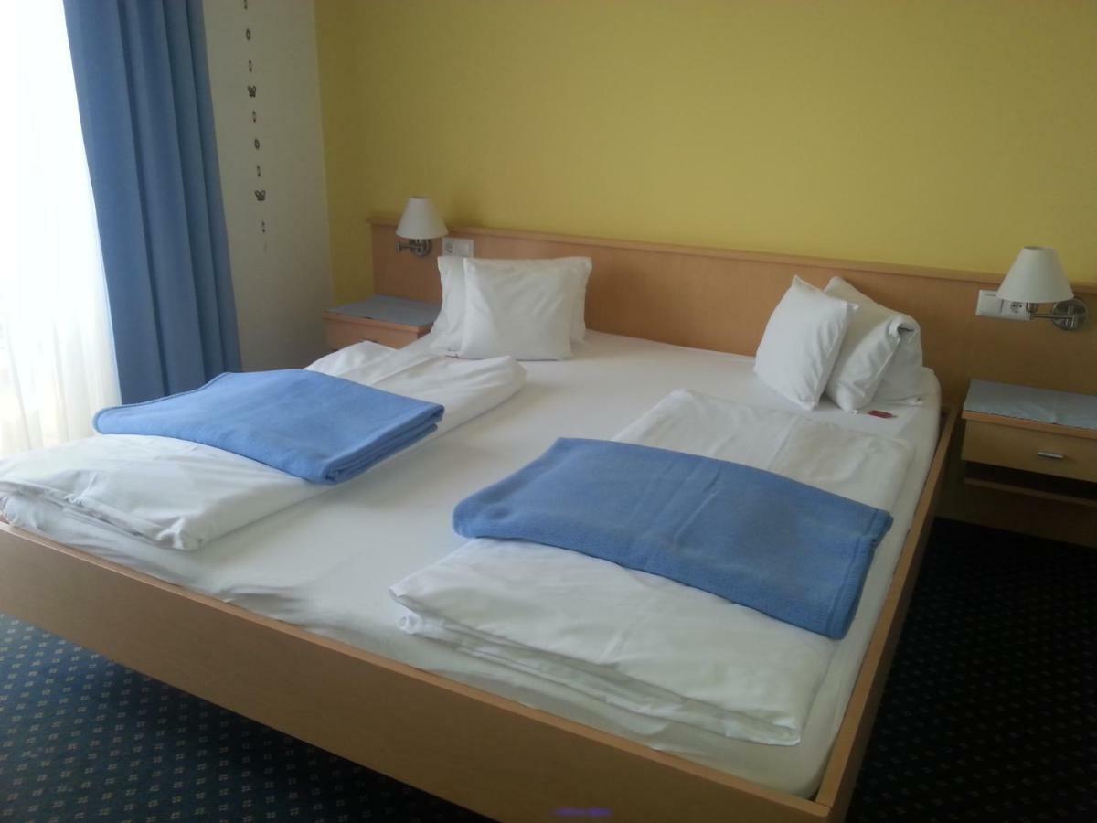 Pension Schmidt Podersdorf am See Esterno foto